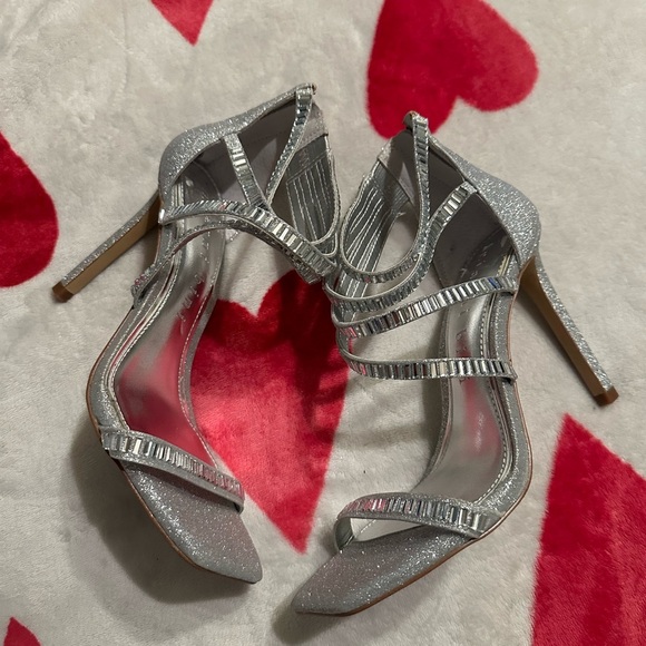 Gianni Bini Women's Shawn Sparkle Embellished Strappy Dress Sandals - Picture 9 of 10